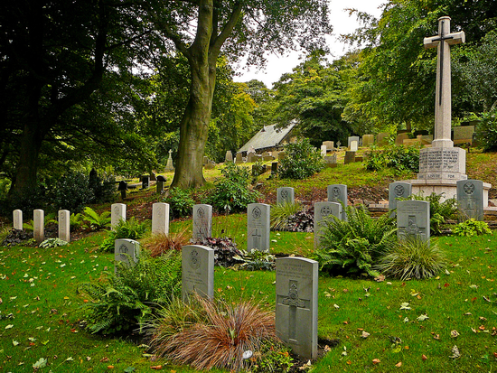 Stoney Royd Cemetery war graves